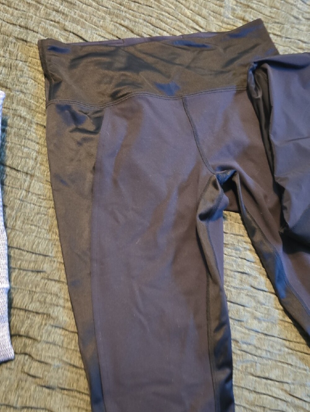 lululemon athletica Black High-Rise Performance Leggings/Top Bundle Like New - Picture 3 of 7